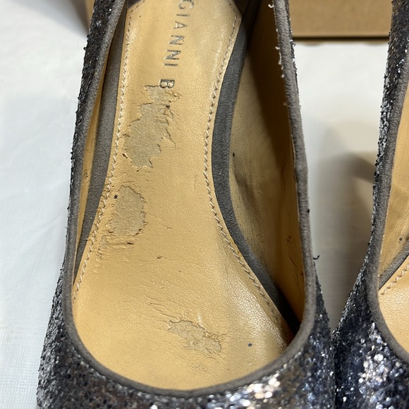 Gianni Bini Silver platform stiletto -*minor damage from stick on insole - 8 - Picture 9 of 9
